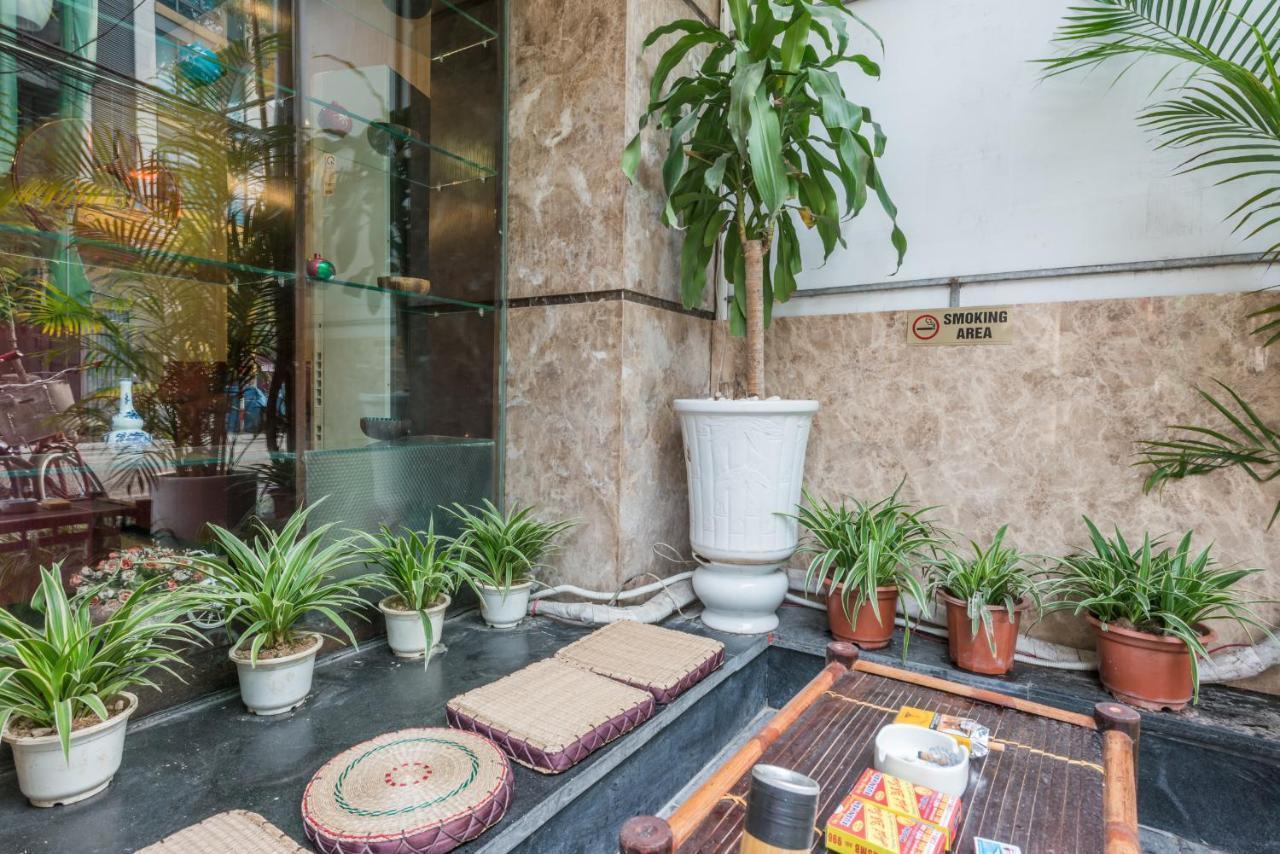 Hestia Legend Hotel Ханой Екстериор снимка