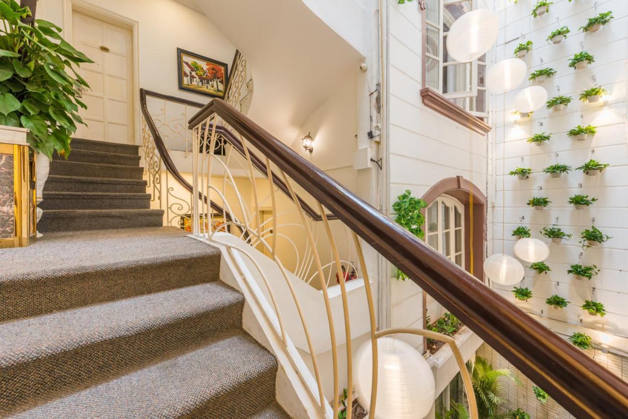 Hestia Legend Hotel Ханой Екстериор снимка