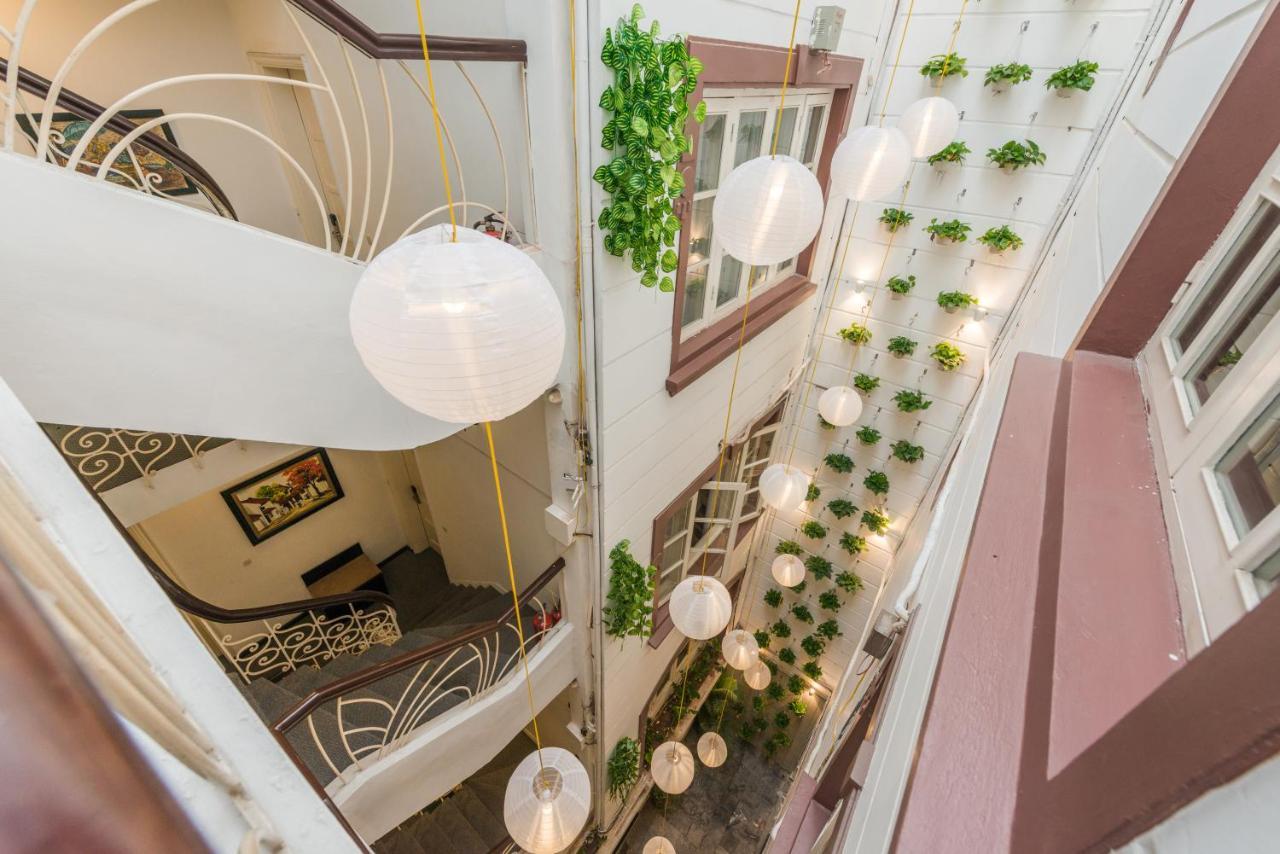 Hestia Legend Hotel Ханой Екстериор снимка