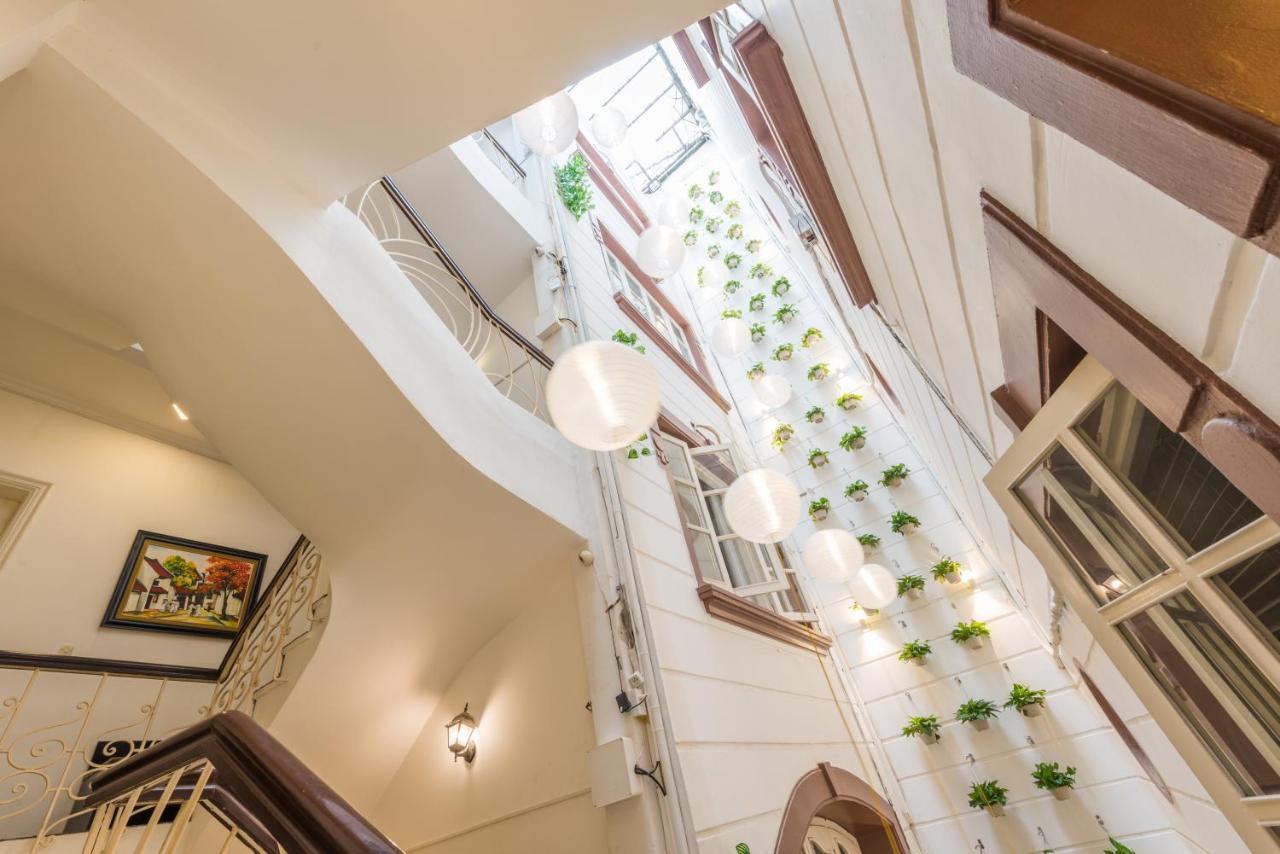 Hestia Legend Hotel Ханой Екстериор снимка